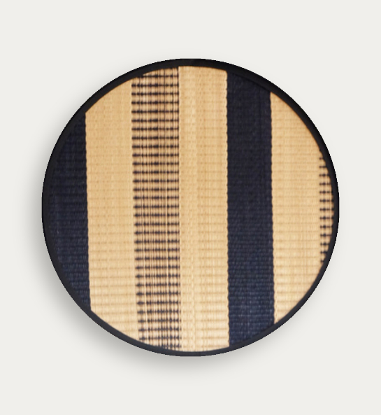 Black reed and black frame artwork 60 cmDia